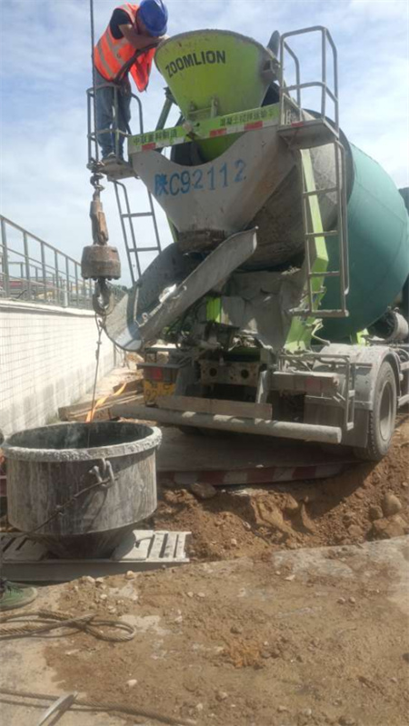 宝鸡斜峪关灌注桩浇筑混凝土