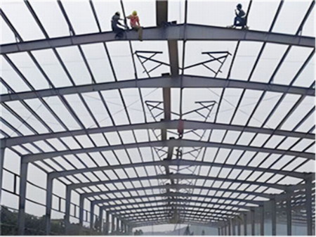 提升钢结构厂房的施工效率